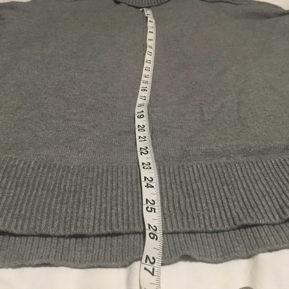 ✨️3 For $20✨️  Women M gray turtleneck long sweater Oversize CoastalGrandma 90s - Picture 7 of 8